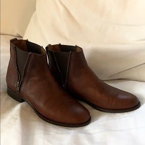 Frye Carly Chelsea booties